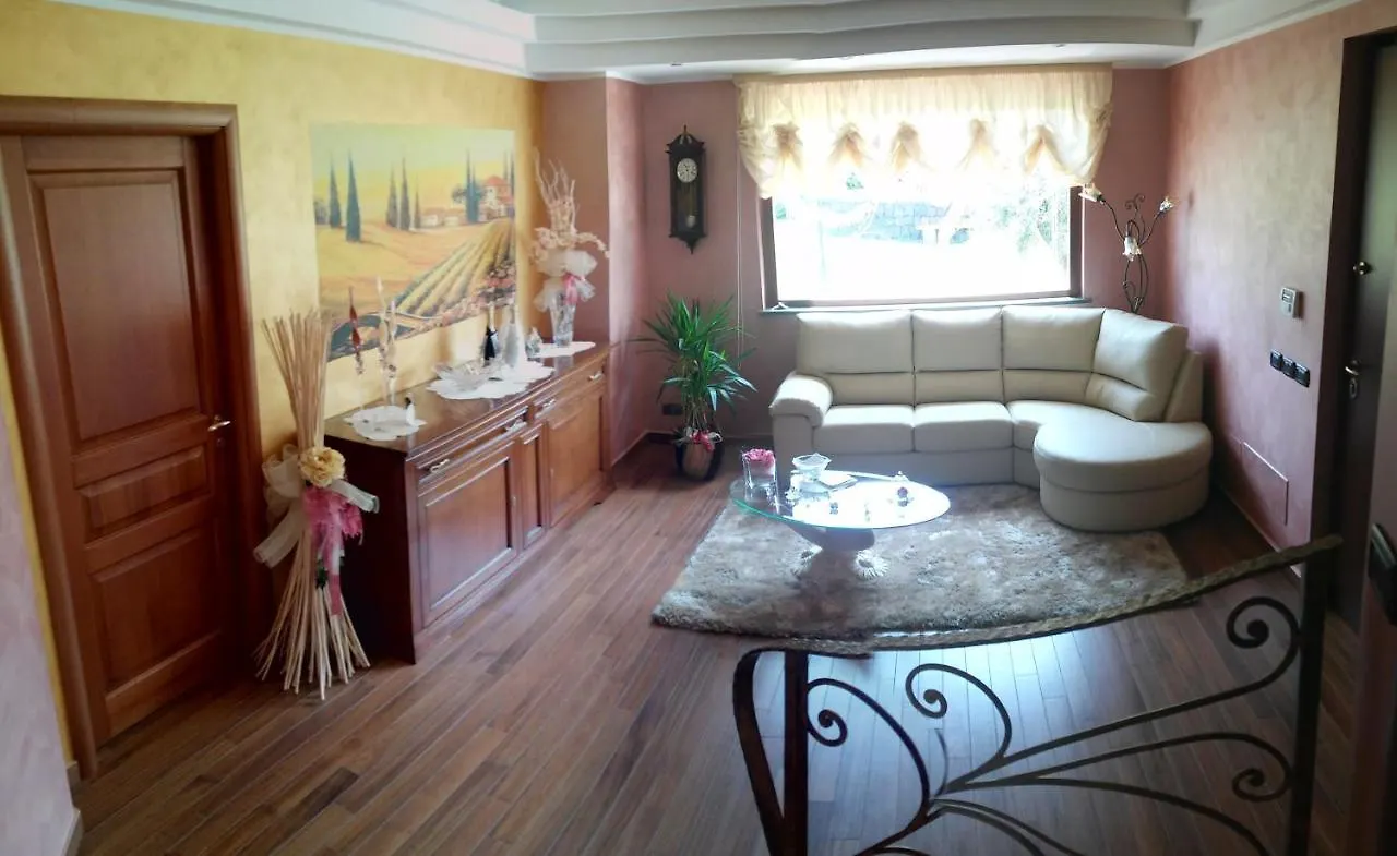 Villa I Colori Del Sole à Zafferana Etnea Hébergement de vacances