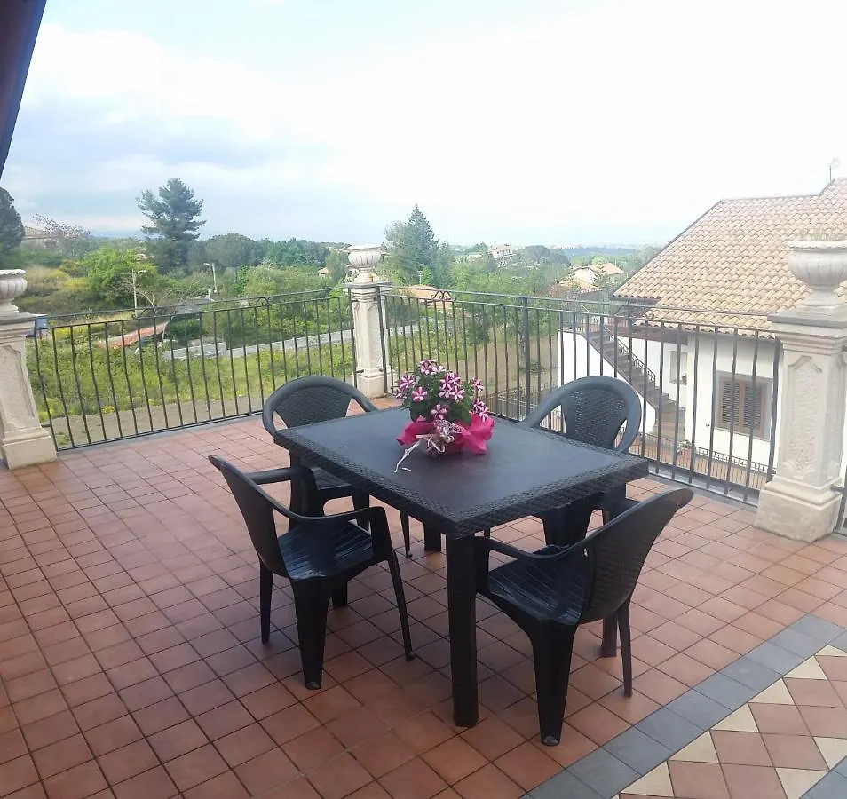 Villa I Colori Del Sole à Zafferana Etnea Hébergement de vacances