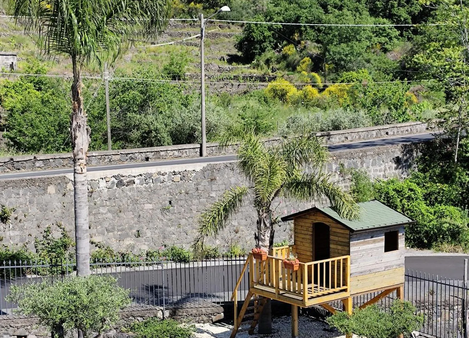 Villa I Colori Del Sole à Zafferana Etnea 0*,